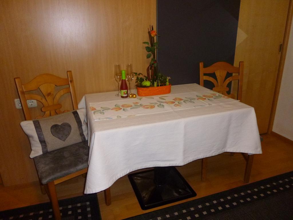 Ferienwohnungen Hauser Waidring Zimmer foto
