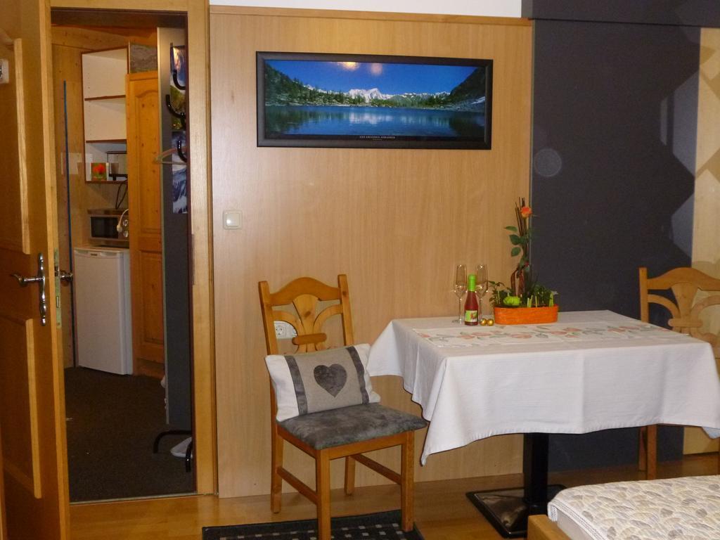 Ferienwohnungen Hauser Waidring Zimmer foto