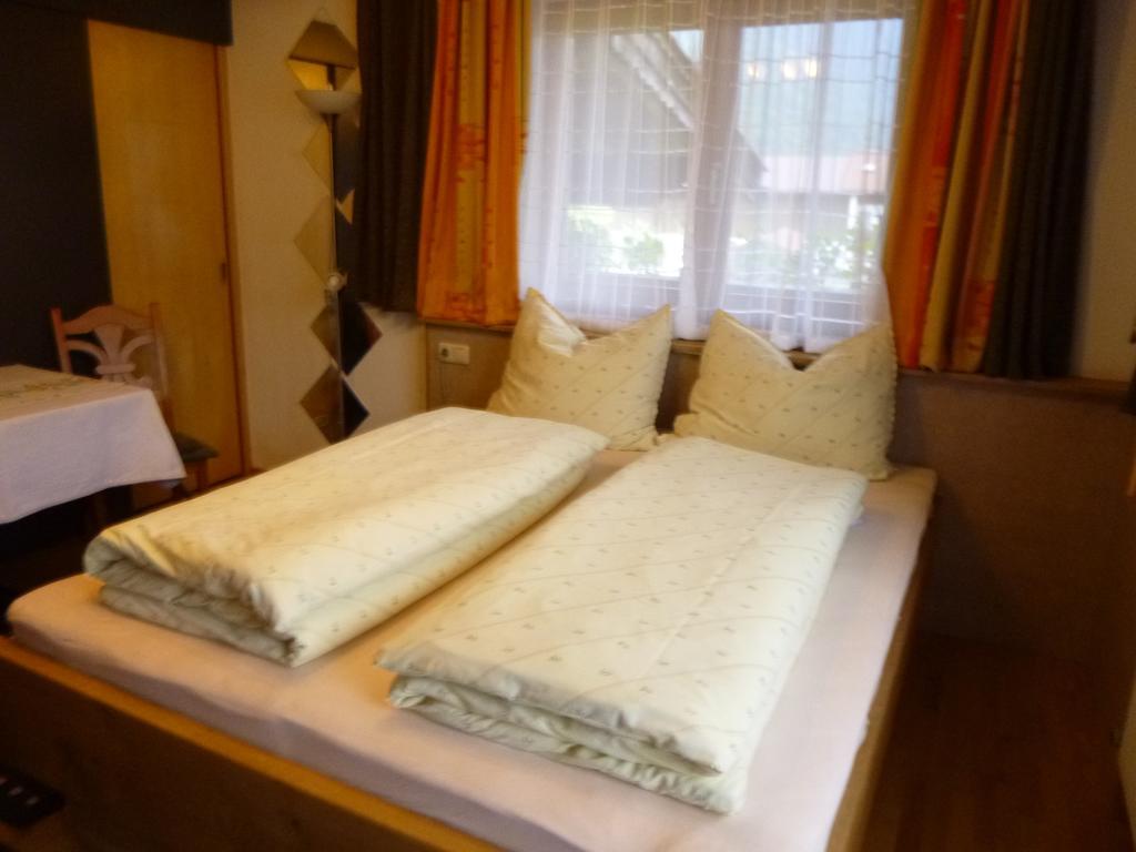 Ferienwohnungen Hauser Waidring Zimmer foto